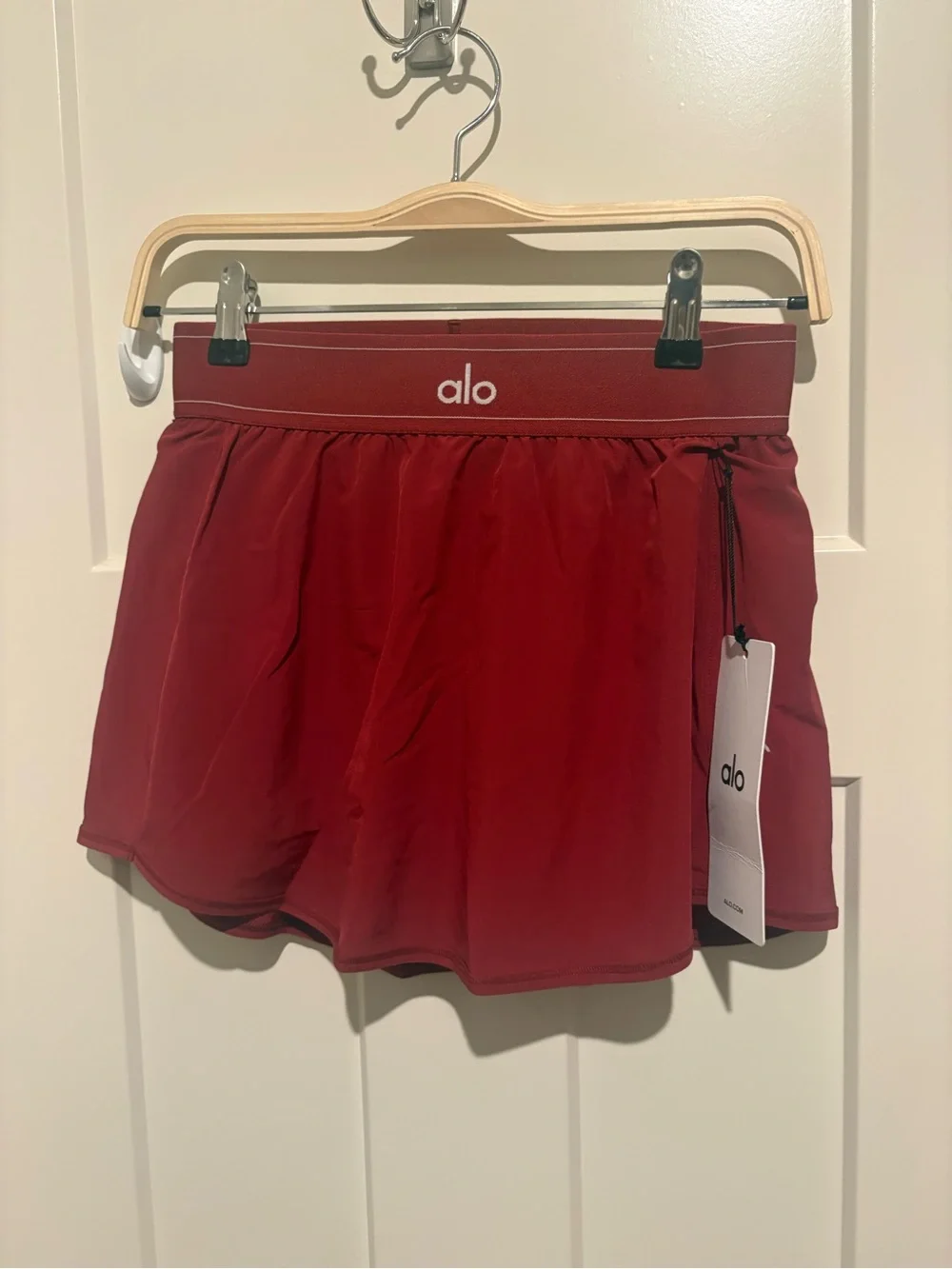 ALO Yoga Match Point Tennis Skirt Limited: Summer Romance Red Small NWT